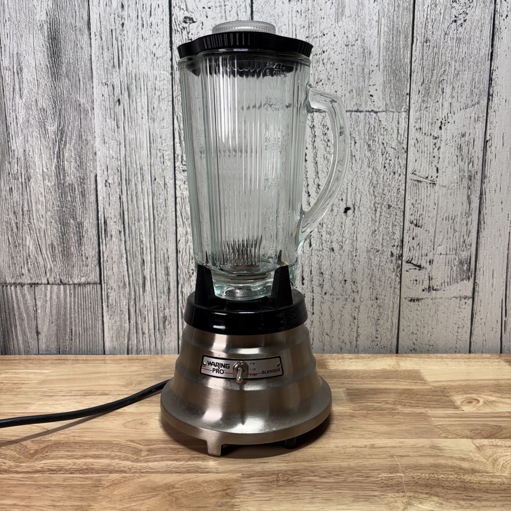 Waring Pro Commerical Kitchen Blender Model MBB518 Chrome 2 Speed Retro Diner